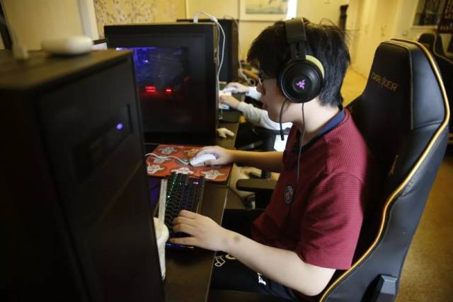 Timado：对阵Dendi很有意思 我是他的忠实粉丝